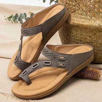 Nomi™ Rutschfeste Flache Orthopädische Sandalen