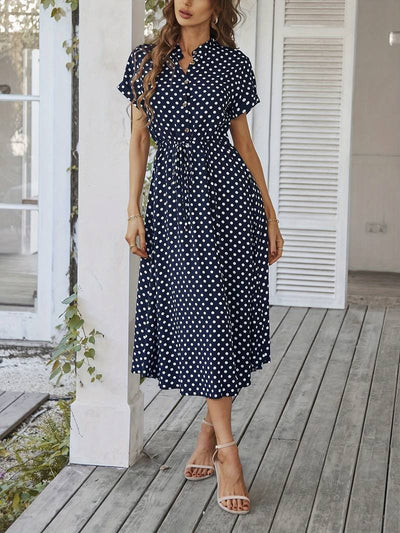 Chloe – a-linien-kleid mit polka-dot-print und v-ausschnitt