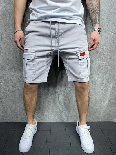 Schwarze Cargo-Shorts mit mehreren Taschen