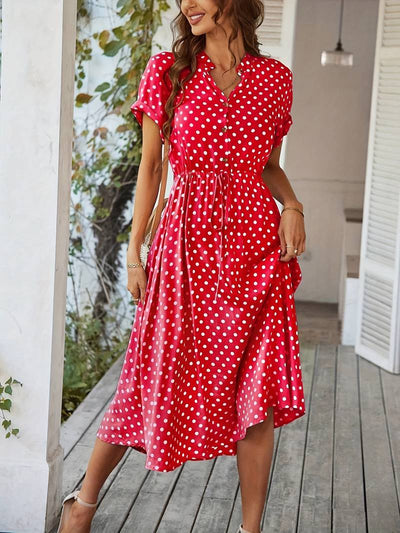 Chloe – a-linien-kleid mit polka-dot-print und v-ausschnitt