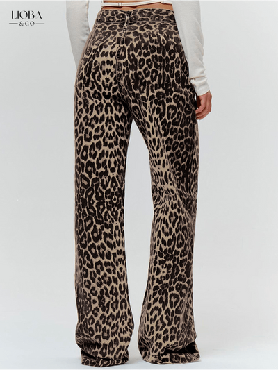 LOLA™ | WIDE LEG JEANS MIT LEO PRINT