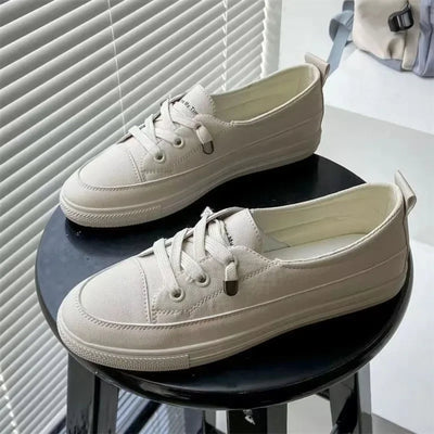 MODA witte comfortabele canvas schoenen met veter