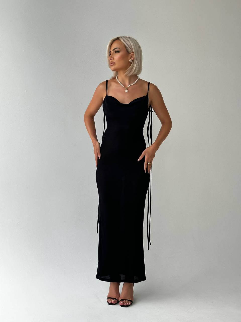 Rückenfreies Serento-Maxikleid