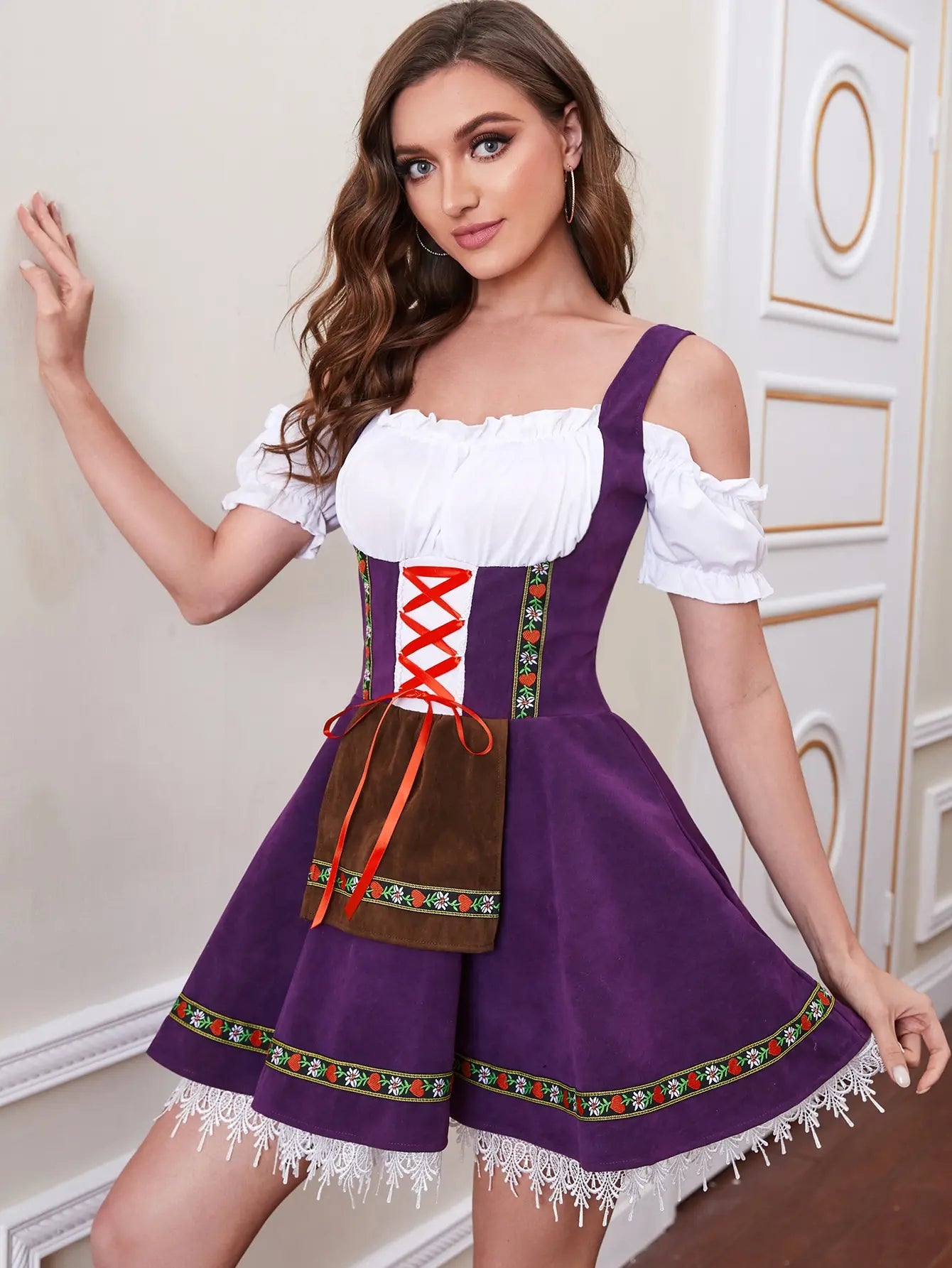 Traditionelles Dirndl für Damen - Clara