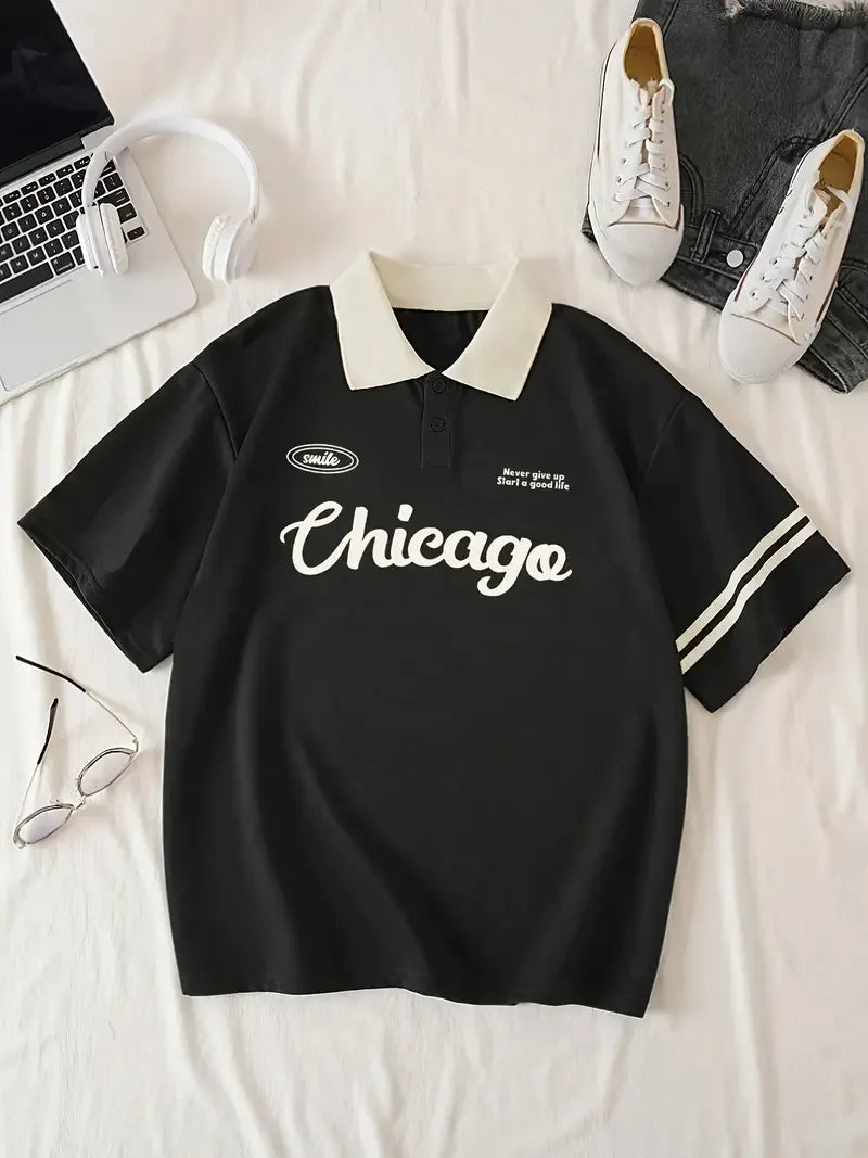 JOSEF - Herren Polo-Shirt mit lockerem Schnitt und Chicago-Druck