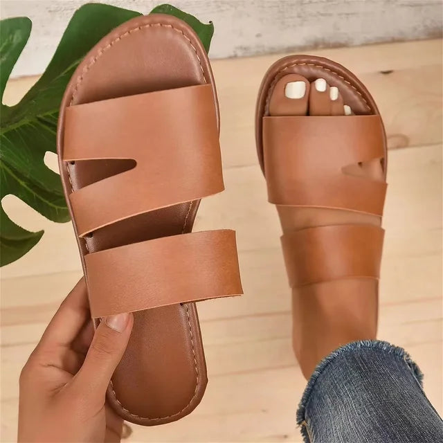 DolceMode | Flache Sandalen für den Sommer