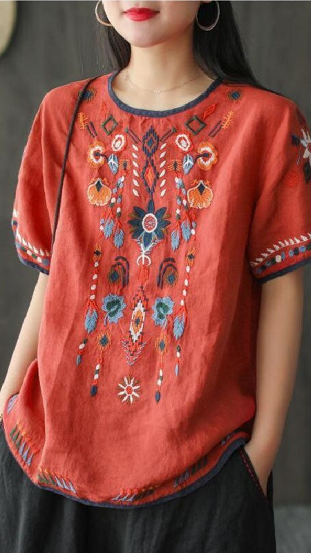 Luisa - Rotes Tunika-Shirt mit Ethno-Stickerei