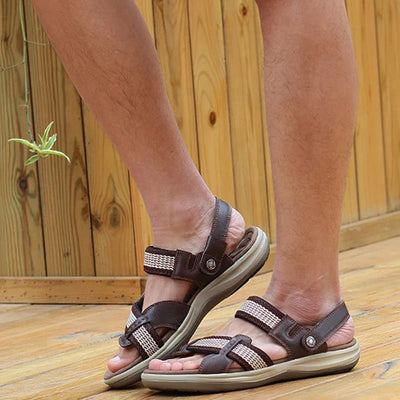 Sommerliche Fußfreiheit mit Sonnenbogen: Echte Leder-Sandalen für Herren