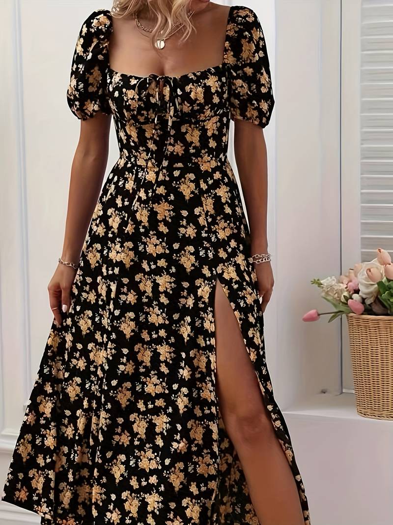 Ava – florales a-linien-kleid mit geteiltem saum für den frühling