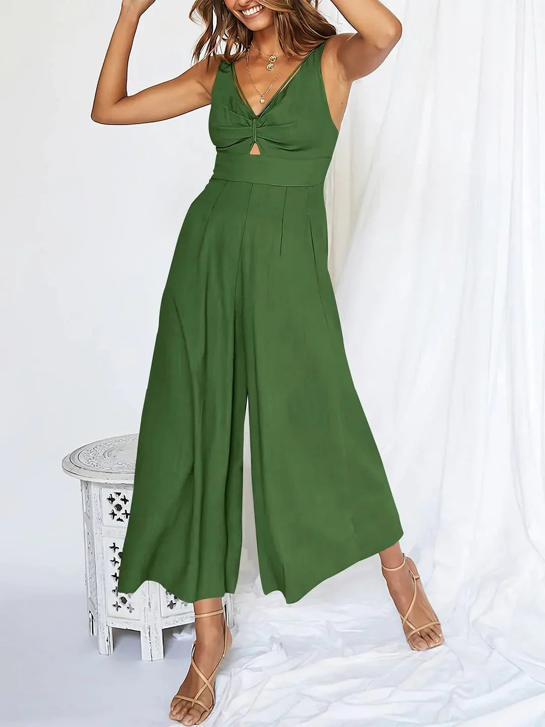 Janna - Heiße Verkaufs V-Ausschnitt Cutout High-Waist Jumpsuits