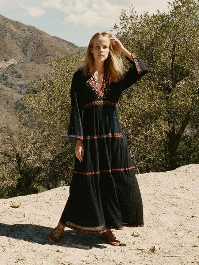 Schwarzes Boho Maxi Spitzenkleid - Dera